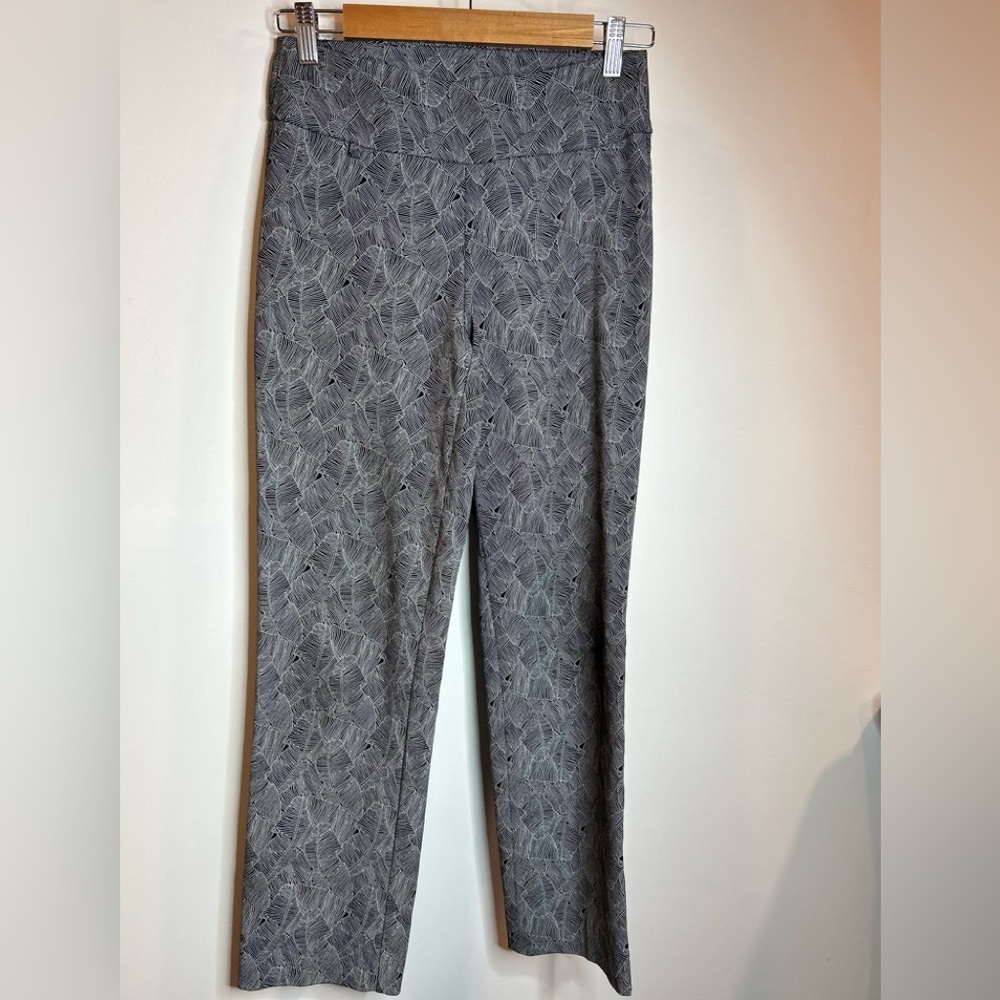 RAFFINALLA CROP PANT LEAF PRINT Sz 4